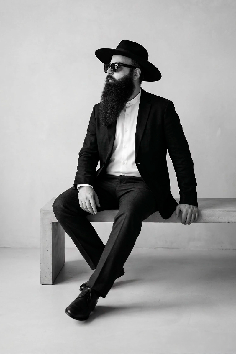 Dave Tomás — Director musical y DJ profesional